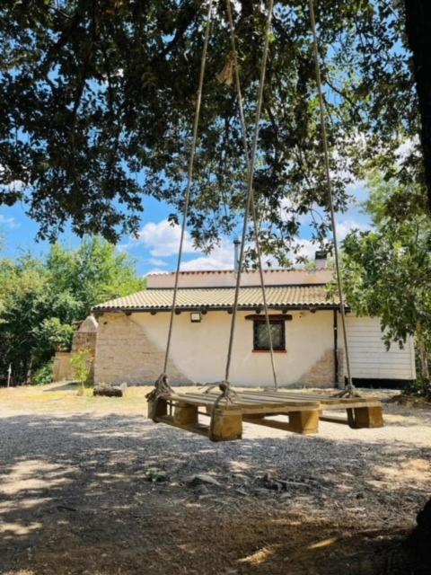 Ovostolai Cottage ฟอนนิ ภายนอก รูปภาพ